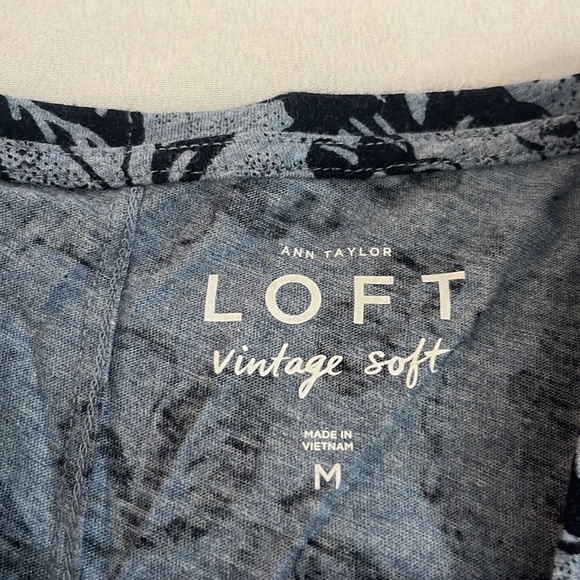 Loft Sleeveless Tank - Picture 2 of 6